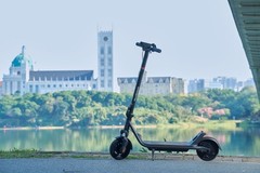 Electric Scooter Adults Teens Folding E-Scooter w/ APP&Shock Absorption – Used