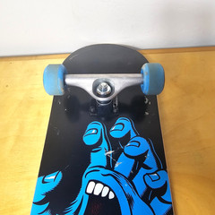 Santa Cruz Skateboard «Screaming Hand»