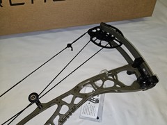 Hoyt Alpha X 30 LEFT HANDED 40 – 50lbs/25″ – 30″/Wilderness