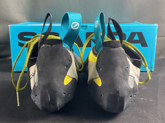 Scarpa Veloce L Climbing Shoes Black-Yellow Size 43