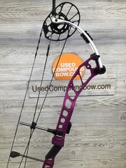 NEW IN BOX W/Warranty PSE Shootdown Pro E2 70# RH Purple Target Bow