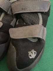 EVOLV Defy Black and Gray Rock Climbing Shoes Mens Size US 9.5 Womens 10.5 EU 41