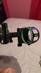 Hoyt Eclipse Compound Bow Left Handed package 23.5-25.5″ 40-50# in Realtree Edge