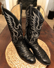 Tony Lama – El Rey Full Quill Ostrich Cowboys Boots (9.5D)