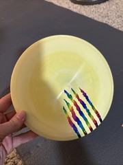 Discraft Paul Mcbeth Esp Buzzz 5x Claw Yellow With Rainbow Stamp