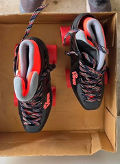 pacer roller skates, new in box. Top of box says Roller Derby, universal size