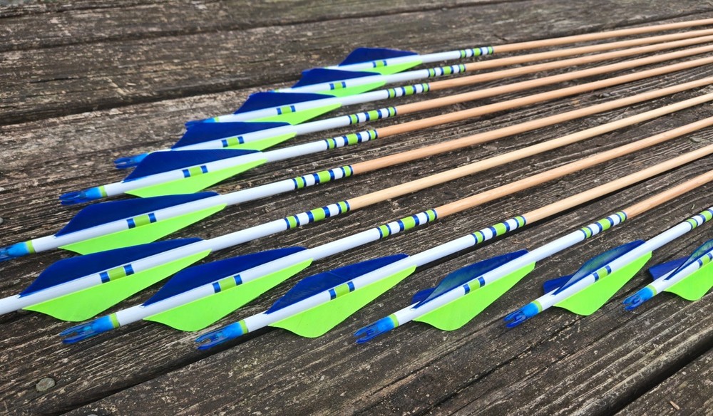 Premium wooden arrows for traditional archery 30-35# Douglas Fir