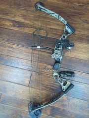 PSE Typhoon Mossy Oak Camouflage Compound Bow 60 Lb Draw 26 In To 31 In 1435426