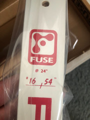 New In Box HOYT Focus @ 24″ #16 , 54″ Recuve Bow Right Hand HF54R16