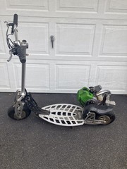 Evo 2x Gas Scooter Puzey Active 50 Goped Go-ped Go Ped Bladez