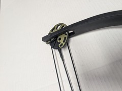 Barnett Tomcat Compound Bow Black Hunting Bow With Allen Camouflage Case Sight