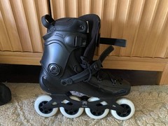 Black FR1 90 Inline Skates, size 10.5 , barely used