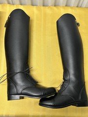 devon aire hampton zipback Feild Boot size 8.5