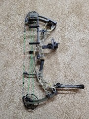 80# Hoyt Alpha X 30 fully loaded realtree riser wilderness limbs