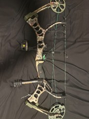 Bear Archery Vast Right Hand Compound Bow – God’s Country Color (AV04A2X0A7R)