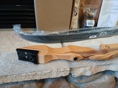 MARTIN ARCHERY 35lb «POPLAR» TAKE DOWN RECURVE BOW «NEVER USED» 66″ W/28″DRAW RH