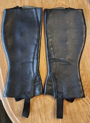 Ariat Breeze Chaps Black Leather Riding Equestrian Riding Gear #10005943 Size LS