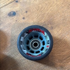 Radar Cayman 62mm Quad Roller Skate Wheels Set of 8 with Bearings – Derby Speed