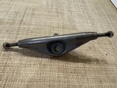 Vintage Tracker Trucks Street Track 9″ Skateboard Truck Hangers Raw NOS