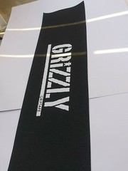 «Grizzly» graphic Skateboard Deck Grip Tape