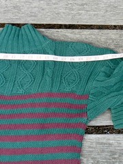 Distressed United States Equestrian Team Sweater Miller’s Size S Vintage 1990s