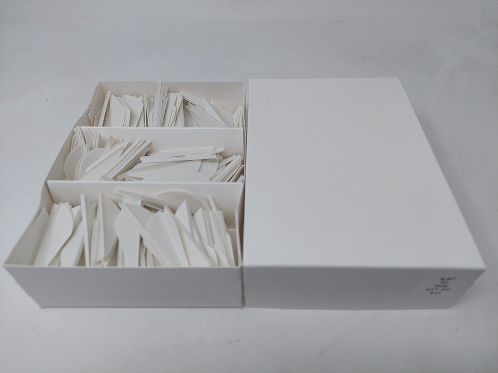 2.0″ White Raptor II R2 Vanes By Norway Industries: Bulk Package Of 500 Count