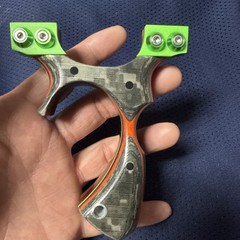 Grizzly left hand hold 90mm By Jahreys Slingshot