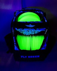 FLY GREEN DISC GOLF BACKPACK NUMBSKULL w/ 2 DRINK HOLDERS HOLDS 20-25 DISCS