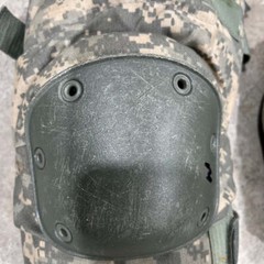 US Military GI ACU Elbow And Knee Pad Sets Sizes Sm – Med – Large Available