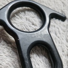 CMC Rescue 8 Figure Eight Rappelling Descender 5f04 Mbs 13.5 Kn 10084m 0074
