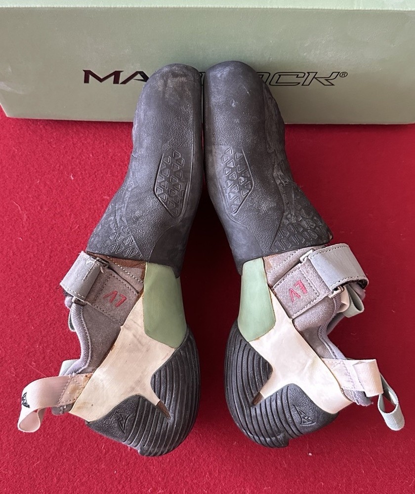 Mad Rock Rock Climbing Shoes | Shark 3 LV | Size 10 Men’s | BARELY USED
