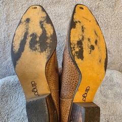 Vintage Dingo Womens Western Cowboy Boots Tan Leather Pointed Toe Brass Heel 8.5