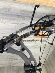 Hoyt RX-8 Left Handed Custom 40-50 lb Tombstone Riser – Elevated 2 Limbs Package