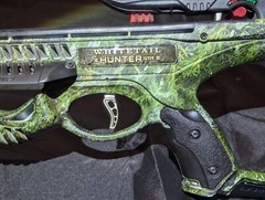 Barnett Whitetail Hunter STR MO Camo Crossbow with 4×32 Scope 375 FPS
