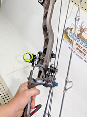PRIME Black 9 Draw Length 27.5-33″ 60-70 lbs Compound Bow Package! Right Hand!