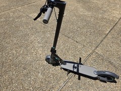 D8 Pro Electric scooter adult 350w, 25 km/h (15.5 mph,20–25 km (12–15 miles)