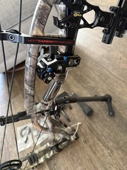Hoyt Carbon Element G3; RH, 60-70lb. 28.5”; 29”, 29.5”; 30” DL; RKT; NEW String.