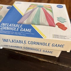 Inflatable Cornhole Game 1 Target Board, 4 Waterproof Beanbags / Sunburst