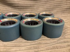 Vintage 8 Hyper White Water Quad 62mm speed roller skating wheels Green/blue