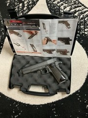 Tanfoglio Witness CO2 BB Pistol With Dark Brown Almost Black Grips