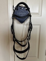 Horse LeMieux Arika Drop Nose Leather Snaffle Bridle with Reins size Full
