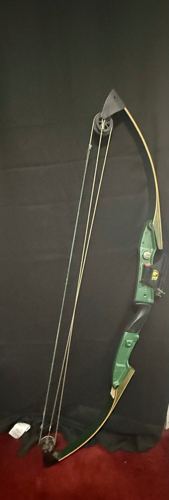 Bear Kodiak Special 37″ RH Compound Bow