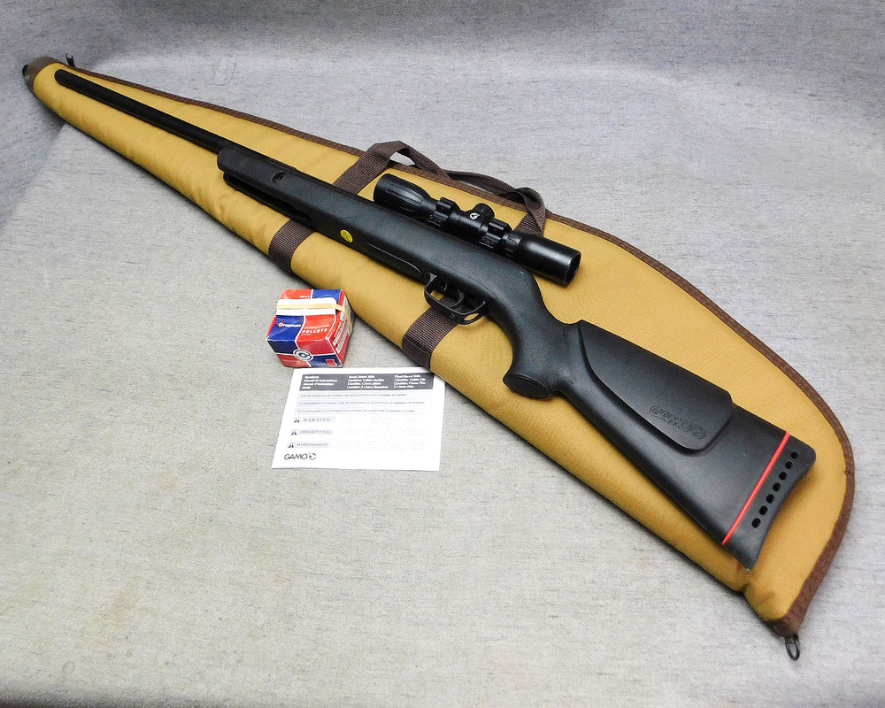 Gamo Varmint .177 Break Barrel Pellet Rifle & Case Extras Clean Works Used Spain