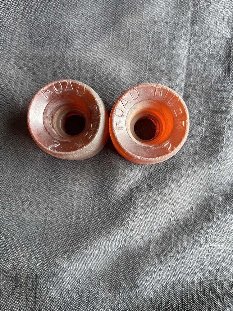 A Pair Of Road Rider 2 Vintage Skateboard Wheels