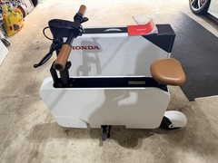 Honda Motocompacto Folding Seated Electric Scooter 490W Adult White/Black