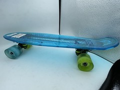 Madd Gear LED Light-up 22″ Skateboard Retro Penny Board Discontinued RGB