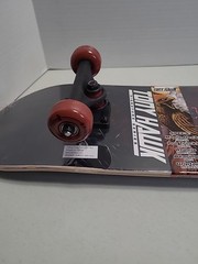 TONY HAWK SIGNATURE SERIES SKATEBOARD 31 Inches Red Black