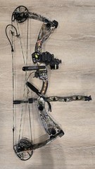 Martin Archery 2013 Alien Compound Bow Package QAD HHA Case Arrows Release