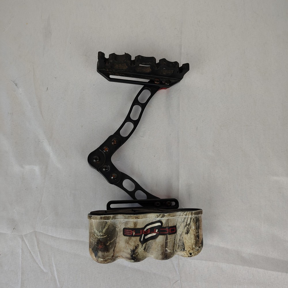 Octane Quiver Adjustable Realtree Camo 4 Arrow Compound Bow C2