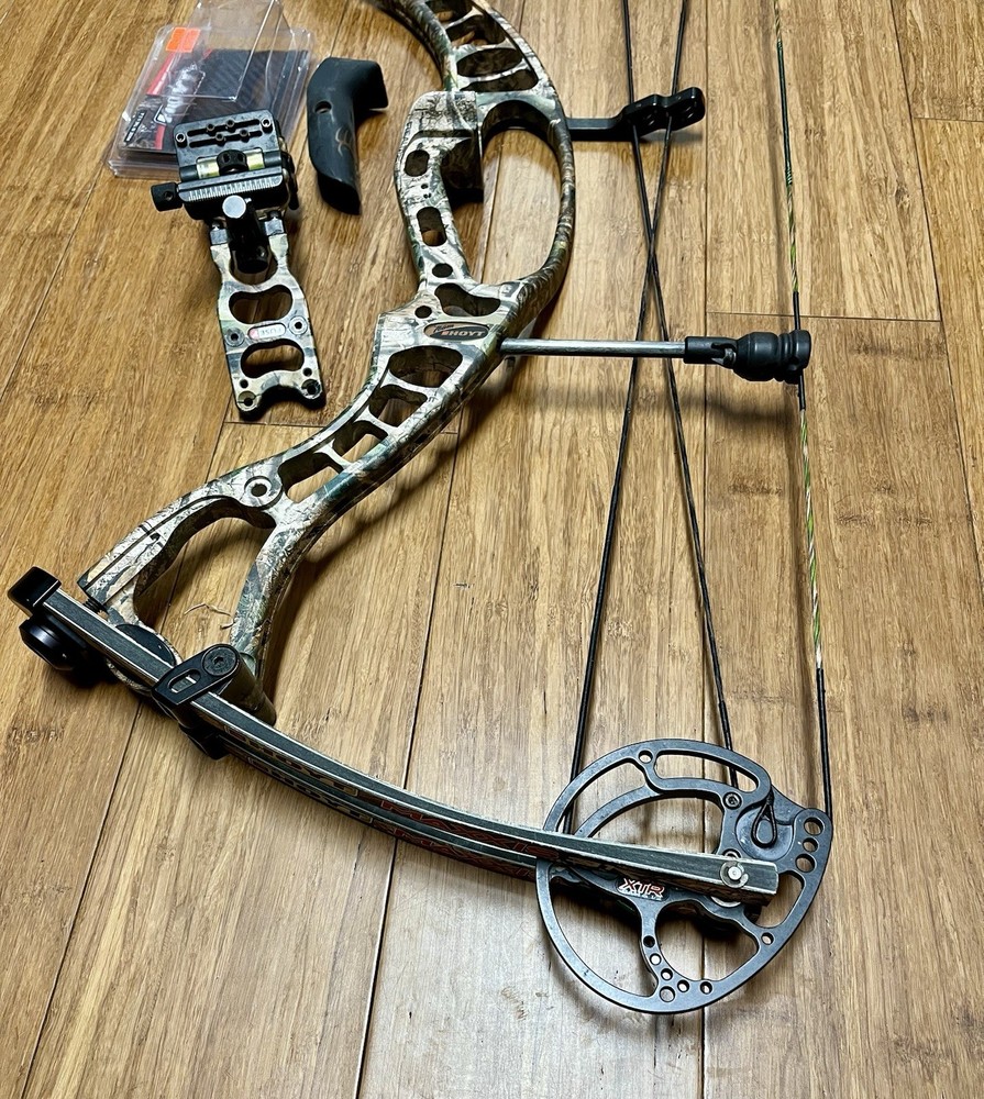 Hoyt Maxxis 31 RH 60-70# 28-30” XTR Cam no.3 Fuse Sight Grip New GAS Strings